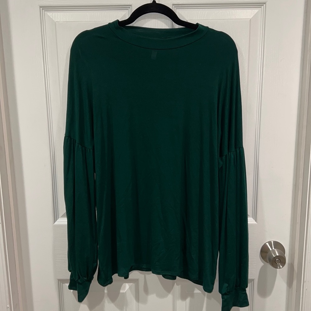 Womens large dark green long sleeve top